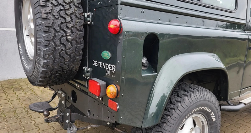 Land Rover Defender cena 79990 przebieg: 212400, rok produkcji 2000 z Złotów małe 529